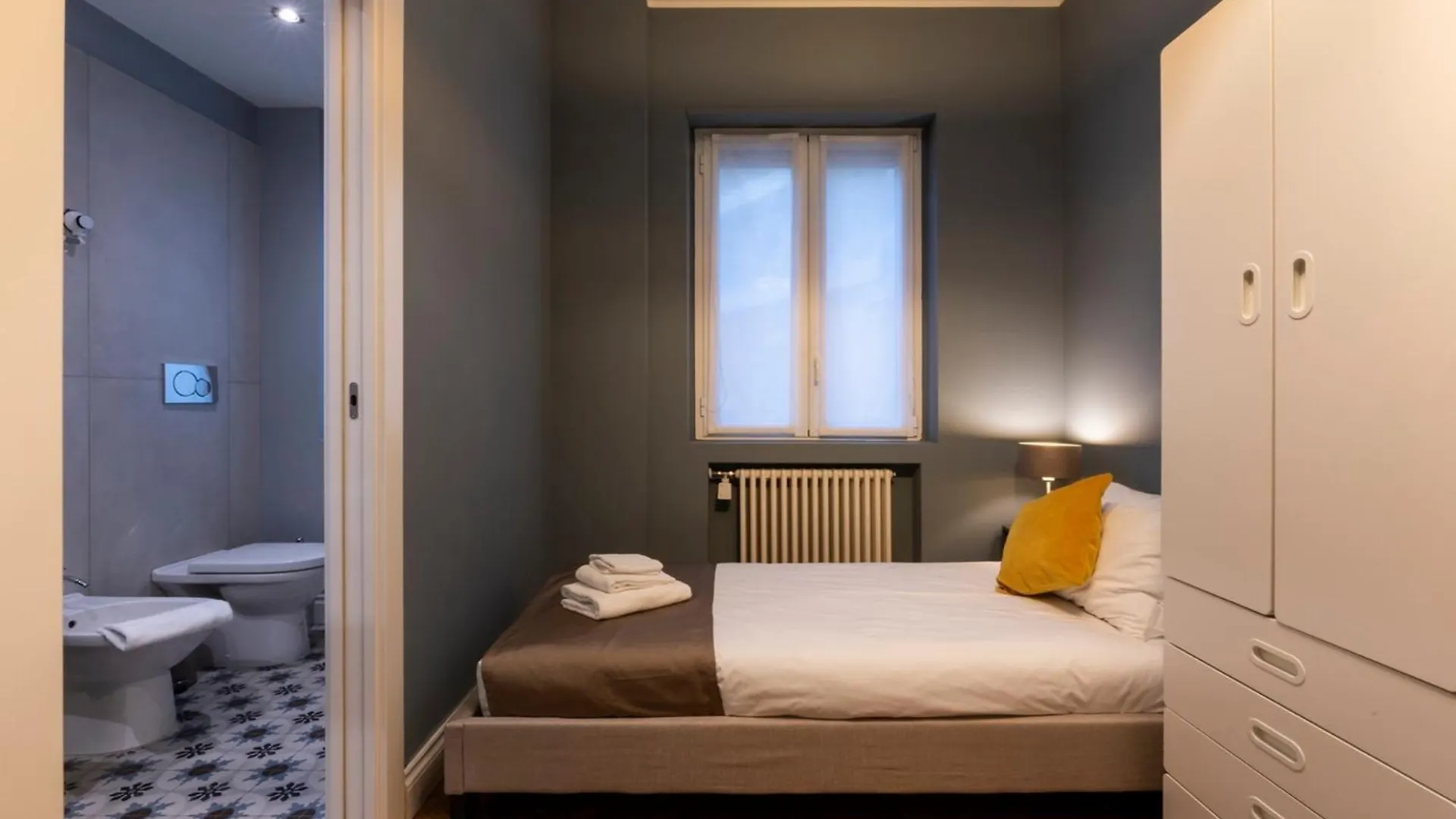 Heart Milan Apartments Sforza Duomo 0*,  Italy