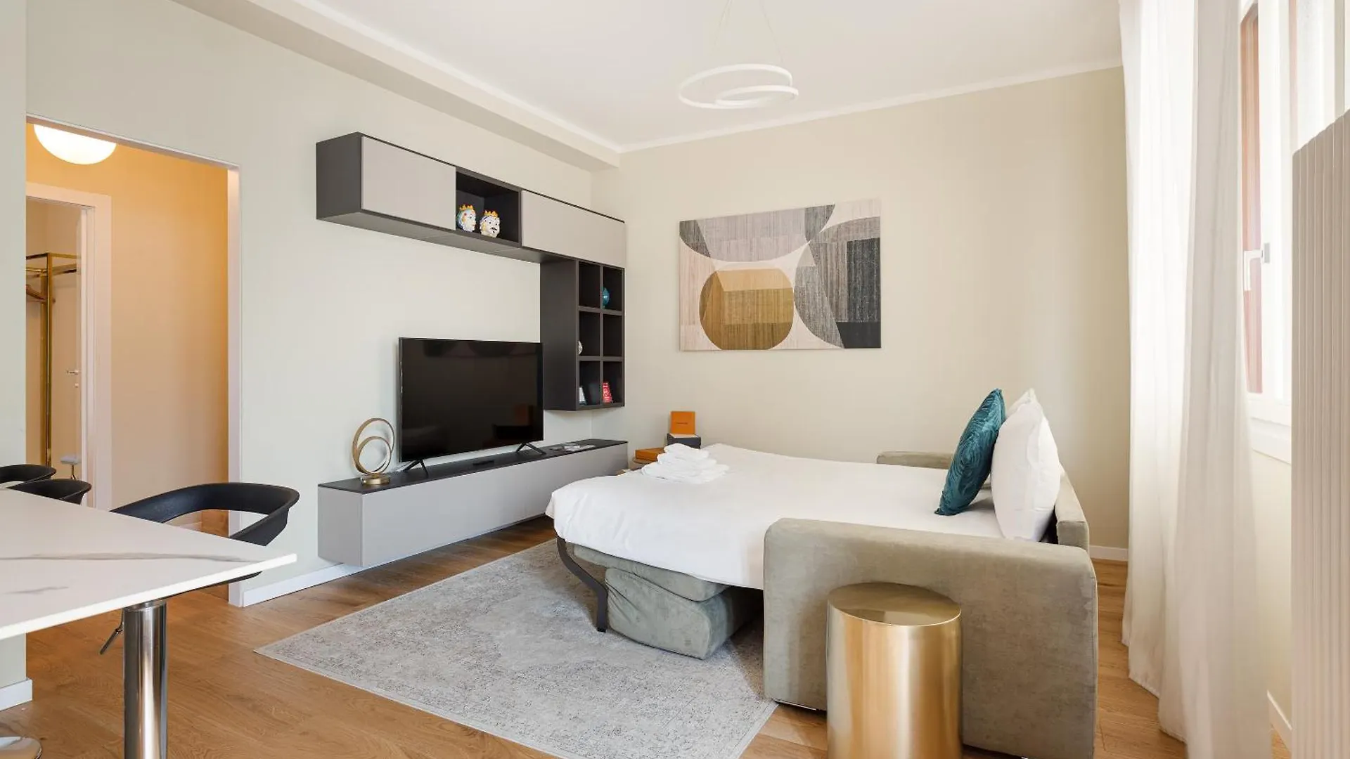 Heart Milan Apartments Sforza Duomo 0*,  Italy
