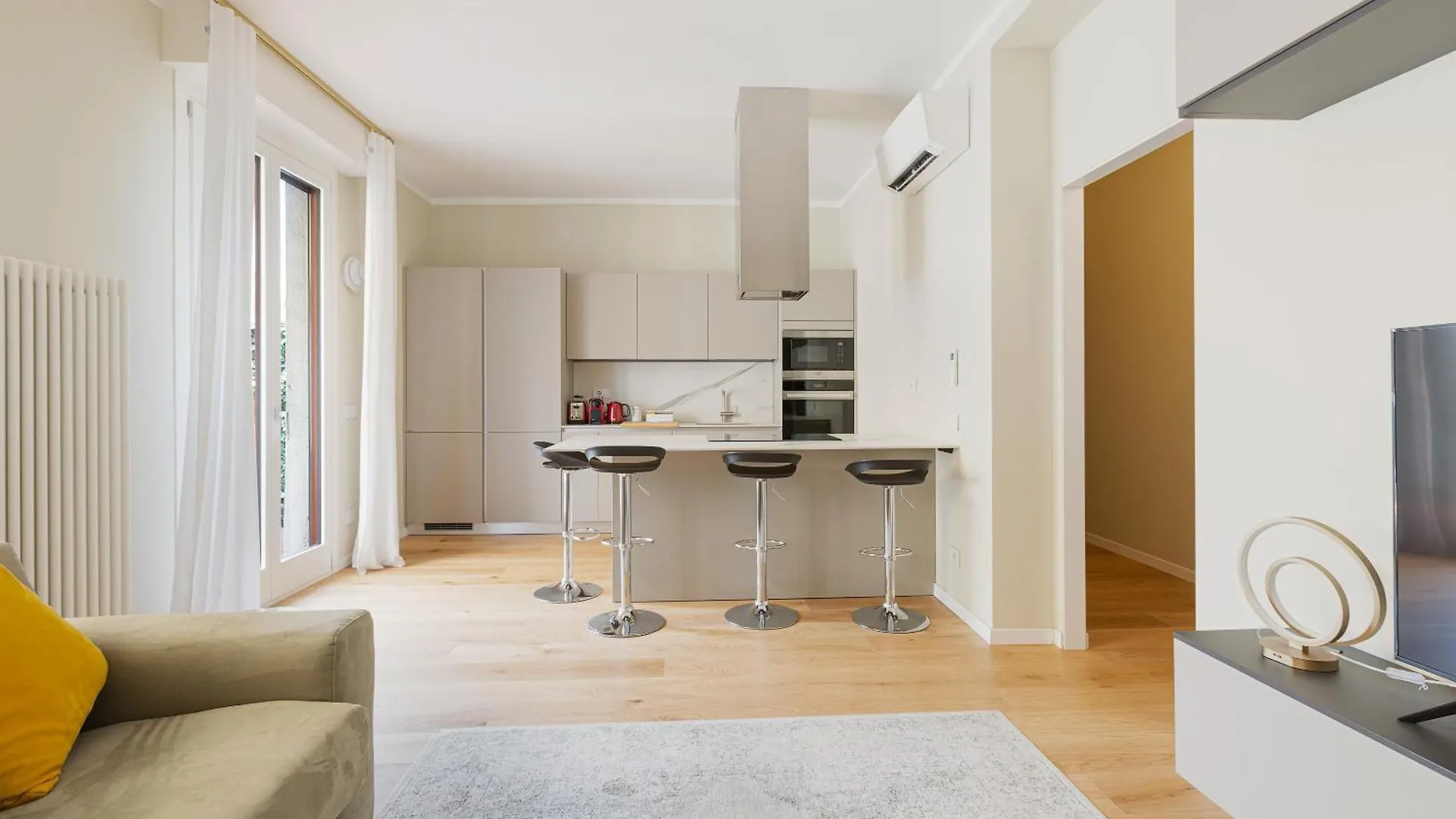 Heart Milan Apartments Sforza Duomo Italy